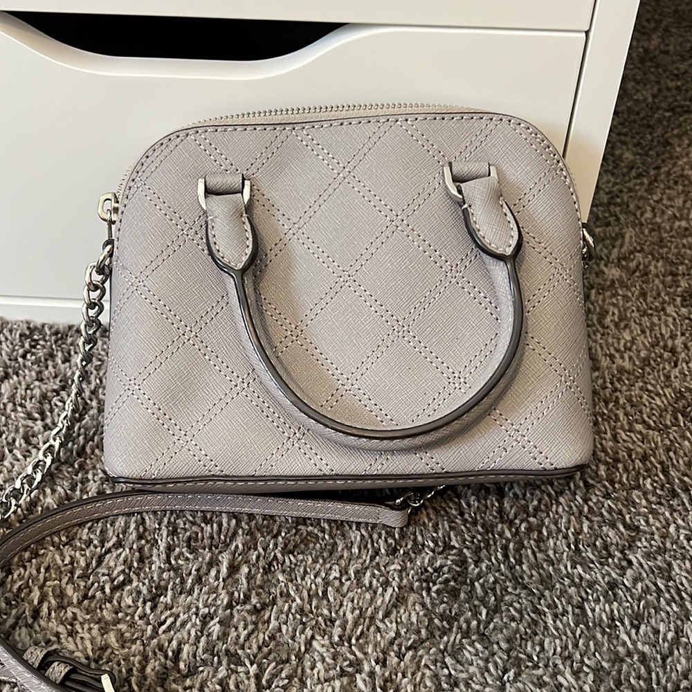 Michael Korrs crossbody - Picture 2 of 3